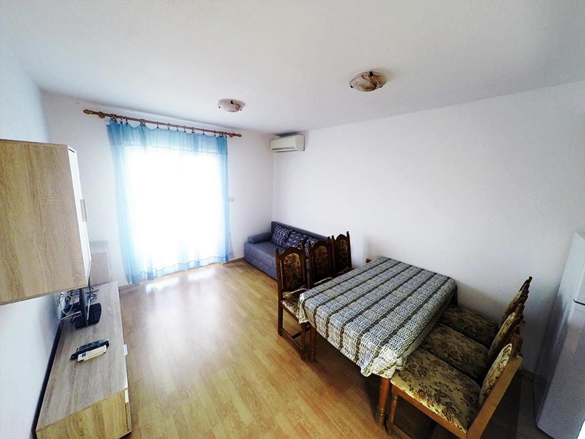 Apartments Piculjan Lopar Exterior photo